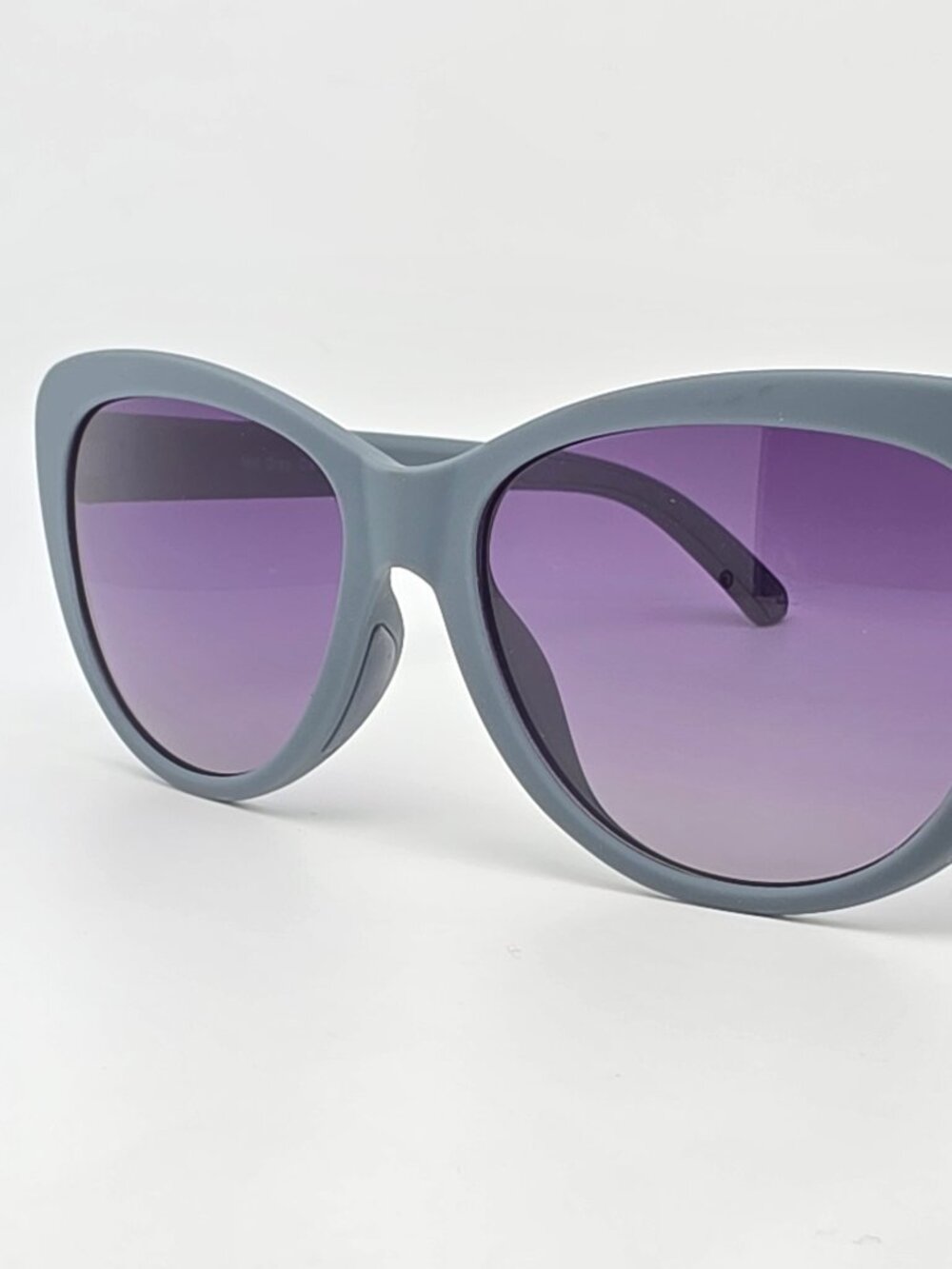 Goodr Glam G Not Gray, Diet Black Gray Frame Polarized Gray Lens Sunglasses 57mm